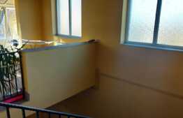 Casa de vanzare 340 mp utili si 80 mp curte, zona Dobroesti