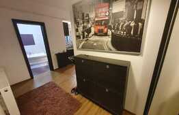 Garsonieră cochetă, imobil nou, zona Decebal