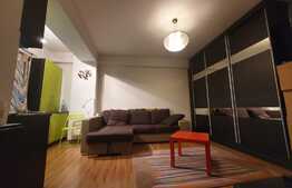 Garsonieră cochetă, imobil nou, zona Decebal