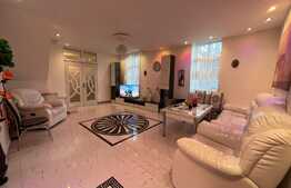 Vila P+1, zona B-dul Unirii, Traian