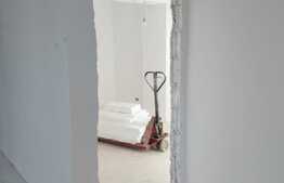 Apartament de 3 camere, 121 mp incluzand terasa de 45 mp, in zona Andronache