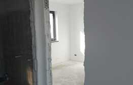 Apartament de 3 camere, 121 mp incluzand terasa de 45 mp, in zona Andronache