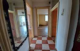 Apartament 3 camere, etaj intermediar, Stefan cel Mare