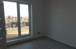 Apartament de 2 camere, 52 mp utili, terasa superba de 44 mp, in zona Andronache