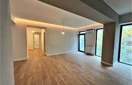 Apartament 3 camere, ansamblu rezidential nou, 74 mp, zona Piața Unirii