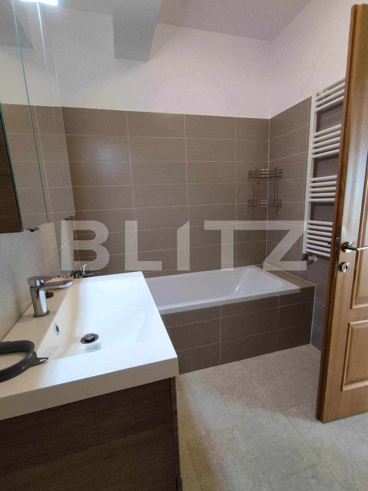 Apartament de vânzare 4 camere 1 Mai - 76451AV | BLITZ București | Poza3