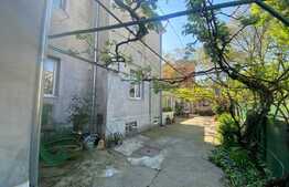 Casă 8 camere, zonă centrală, posibilitate pentru dezvoltator, 600 mp teren