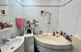 Casă 8 camere, zonă centrală, posibilitate pentru dezvoltator, 600 mp teren