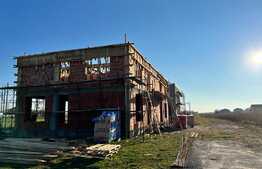 Case frumoase, stil mediteraneean, construcție solidă, materiale de înaltă calitate, comuna Berceni