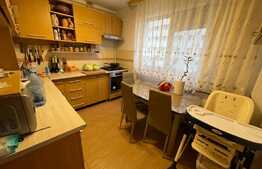 Apartament de 4 camere la pret bun, ready to move