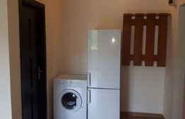 Garsoniera de 30 mp, gata de mutat!