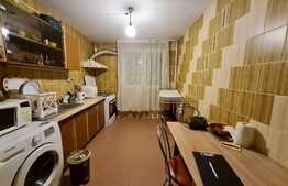 Apartament 3 camere, 68 mp, decomandat, zona 1 Decembrie