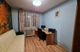 Apartament 3 camere, 68 mp, decomandat, zona 1 Decembrie