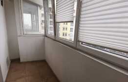 Apartament de 3 camere, 79 mp plus balcoane, 1 Mai