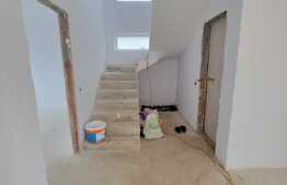 Vilă 4 camere individuală în Pantelimon, teren 380mp și toate utilitățiile