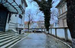 Casă de exceptie, 16 camere, 1000 mp, arhitectură unică, zona Ultracentrala!