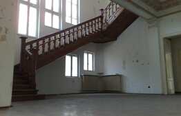 Casă de exceptie, 16 camere, 1000 mp, arhitectură unică, zona Ultracentrala!