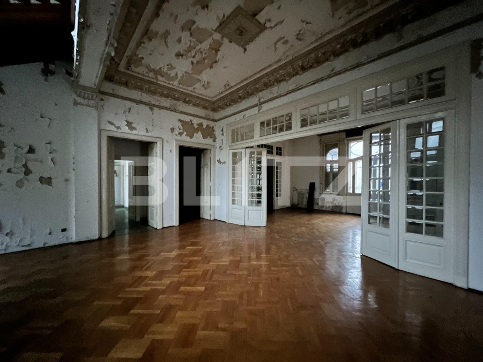 Casa de vânzare 15 camere Ultracentral - 77352CV | BLITZ București | Poza2