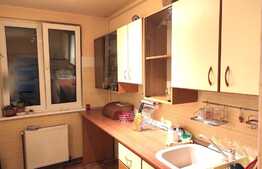 Apartament 4 camere, 77 mp, decomandat, centrala! Zona B-dul Ghencea