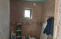 Casa de vanzare in mijlocul naturii la pret de apartament, in zona Joita