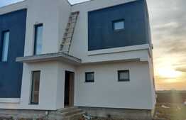 Casa de vanzare in mijlocul naturii la pret de apartament, in zona Joita