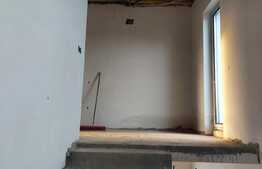 Vila la pret de apartament in zona Joita