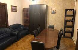 Apartament interbelic, 4 camere, 140 mp, Ultracentral