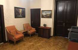 Apartament interbelic, 4 camere, 140 mp, Ultracentral