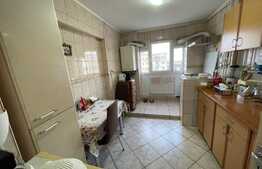 Apartament 3 camere, 70 mp, centrala proprie, zona Parcul Florilor