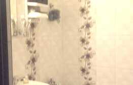 Apartament 4 camere, 64 mp