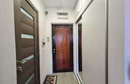 Garsoniera moderna, 29 mp, zona 1 Decembrie 