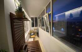 Apartament 3 camere, cochet , zona Piata Victoriei