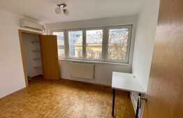 Apartament 4 camere, ultracentral, ideal pentru o familie cu copii sau investitie