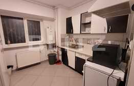 Apartament 5 camere, 100 mp, terasa 40 mp, metrou Unirii