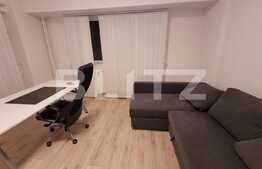 Apartament 5 camere, 100 mp, terasa 40 mp, metrou Unirii