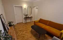 Apartament elegant de 3 camere în vilă, luminos și amenajat recent, 1 Mai