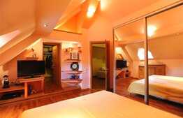 Apartament interbelic pe doua niveluri, 150 mp, zona Ultracentrala!