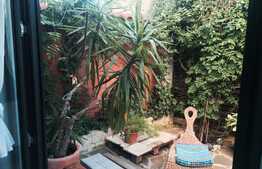 Apartament superb, 3 camere, 80 mp, curte 57 mp, Bucurestii Noi