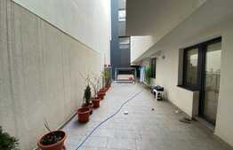 Apartament 4 camere, terasa 40 mp, Mosilor!