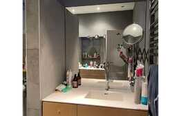 Apartament superb, 5 camere, 145 mp utili, Piata Victoriei! 