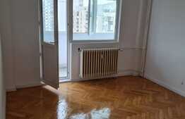 Apartament 3 camere, decomandat, Plaza Mall