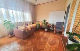 Apartament 3 camere, terasa de 25 mp, zona Armeneasca