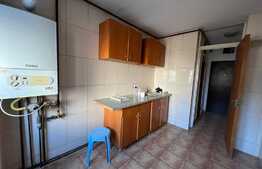 Apartament de 3 camere, centrala proprie, zona Dristor 