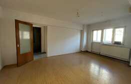 Apartament de 3 camere, centrala proprie, zona Dristor 