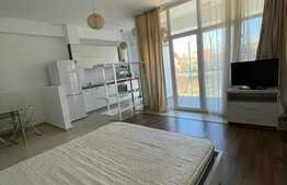 Garsoniera de 38 mp, la cheie, Voluntari