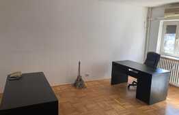 Apartament 3 camere, 74 mp, decomandat, foarte primitor, Lujerului