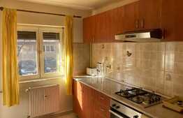 Apartament 3 camere, 74 mp, decomandat, foarte primitor, Lujerului