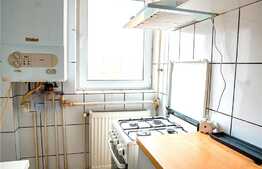 Apartament 4 camere, 89 mp