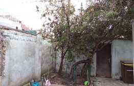 Casa cu teren, proiect interesant de renovare, zona 1 Mai