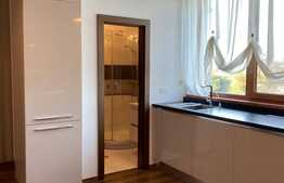 Apartament de 3 camere semidecomandat, 71 mp, zona Băneasa